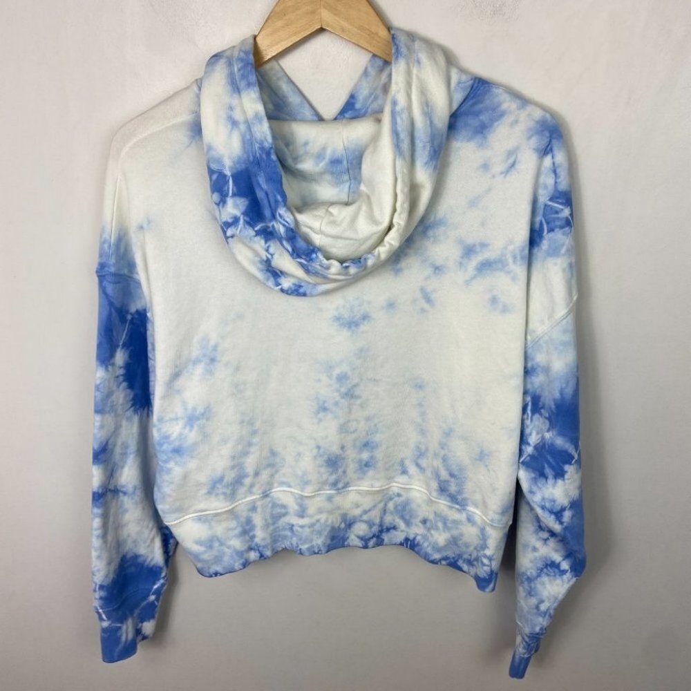 NEW Daydreamer Sunny People Tie Dye Crop Hoodie Periwinkle Cloud Size Small Boho - Picture 16 of 16